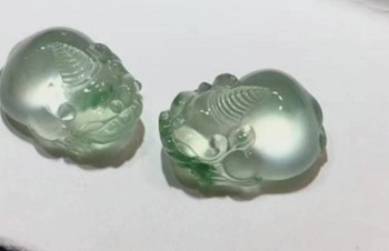 乌鸡翡翠怎么区分好坏-第2张-翡翠-玉仓库