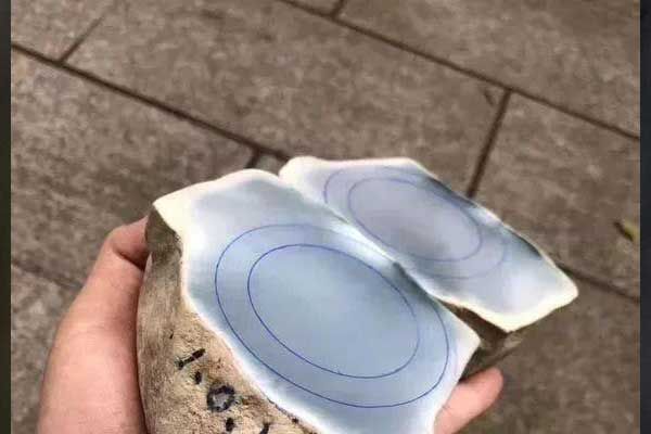 达木坎场口翡翠原石详解_翡翠达木坎原石的特点-第2张-翡翠-玉仓库