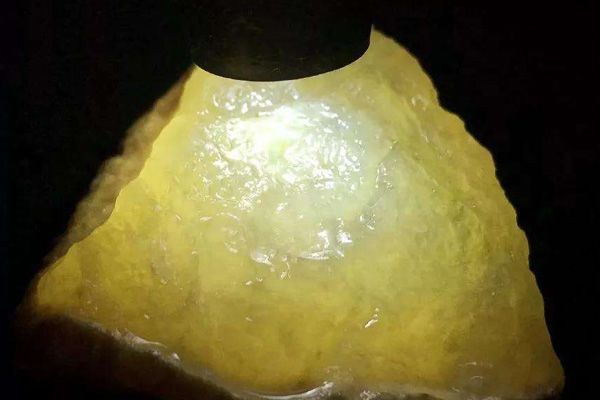 翡翠原石价格走势如何_翡翠原石价格行情怎么-第2张-翡翠-玉仓库