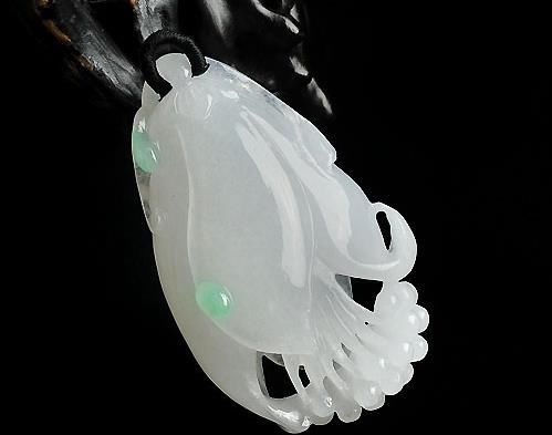 白色翡翠和绿色翡翠哪个好-第3张-翡翠-玉仓库