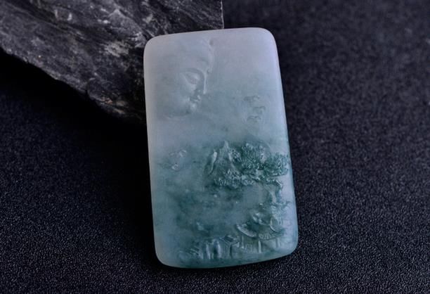 翡翠牌子是干嘛用的-是什么意思
