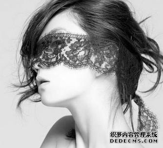 你是个坏坏的女孩吗