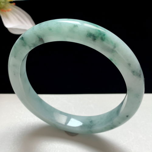 翡翠种水好有什么功效？翡翠种水好有什么作用？