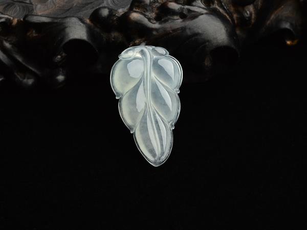 翡翠与硬玉有何区别 翡翠与玛瑙有何区别-第2张-翡翠-玉仓库