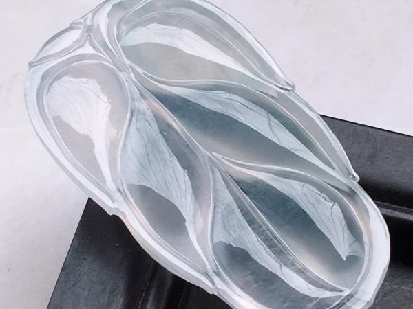 如何鉴定缅甸翡翠镯子 缅甸翡翠是什么