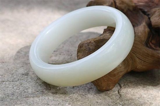 玉髓需要冷水泡吗，玉髓泡水后的效果-第2张-其他玛瑙-玉仓库