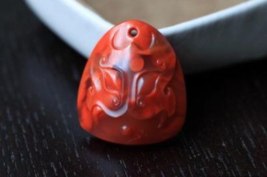 玛瑙和红翡翠的区别在哪里-第3张-其他玛瑙-玉仓库