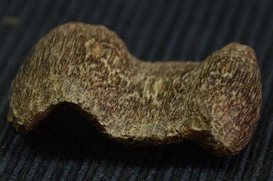 沉香吊坠能贴身佩戴吗-第2张-沉香-玉仓库