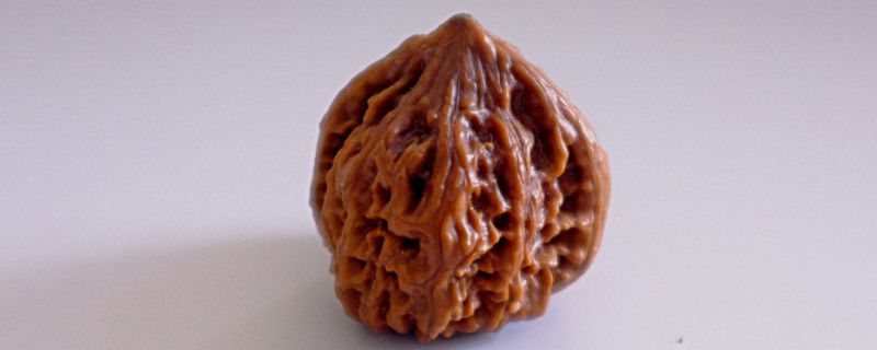 文玩核桃黄尖怎么处理