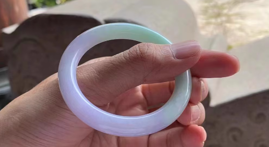 紫色翡翠的特性 紫色翡翠的档次