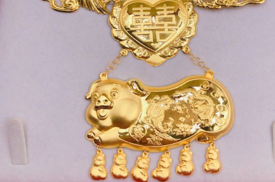 黄金遇到什么会变色-第2张-黄金-玉仓库