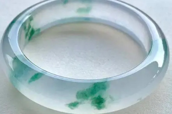 怎么看翡翠的色根-第3张-翡翠-玉仓库