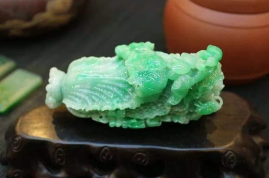 翡翠的色分几个等级-第2张-翡翠-玉仓库