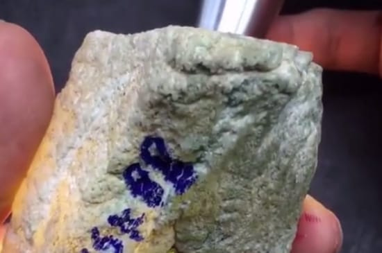 油青种翡翠怎么辨别真假-第3张-翡翠-玉仓库