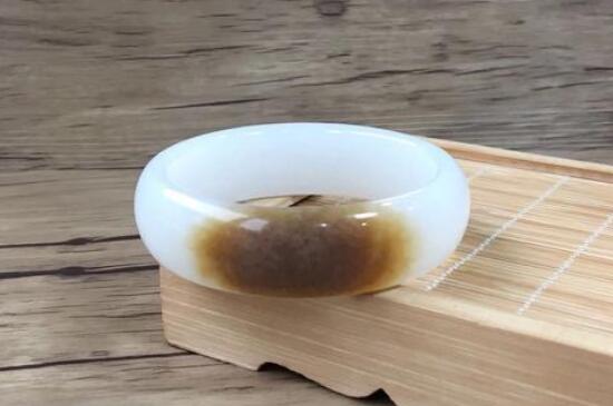 什么是和田玉且末料-第2张-和田-玉仓库