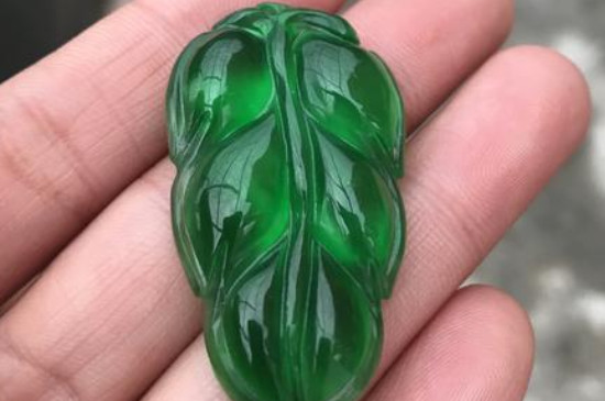 满绿翡翠怎么看种水-第2张-翡翠-玉仓库