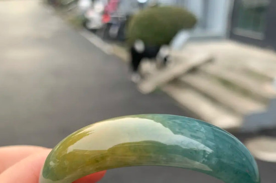 如何辨别危料翡翠-第3张-翡翠-玉仓库