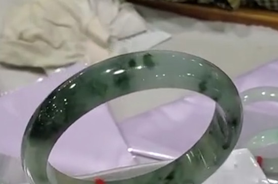 翡翠怎么看水头和种-第3张-翡翠-玉仓库
