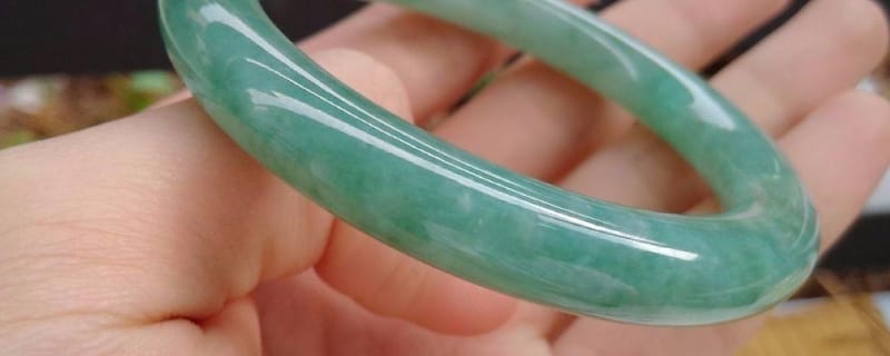 翡翠A货是不是玉