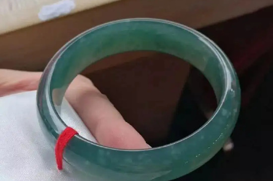 如何辨别危料翡翠-第2张-翡翠-玉仓库