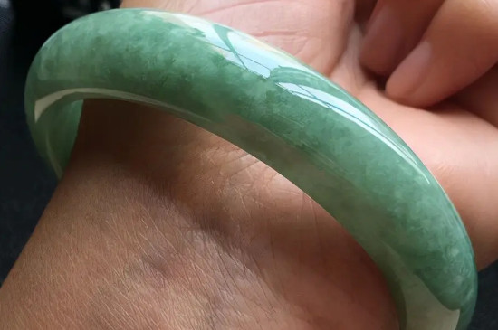 32种翡翠颜色等级排名-第15张-翡翠-玉仓库