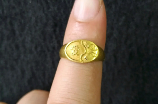 金戒指一般多少钱一个-第2张-黄金-玉仓库