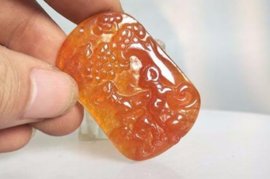 红翡翠怎么辨别-第3张-翡翠-玉仓库
