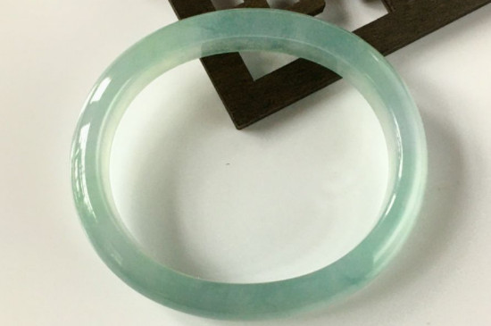 翡翠手镯的寓意-第3张-翡翠-玉仓库