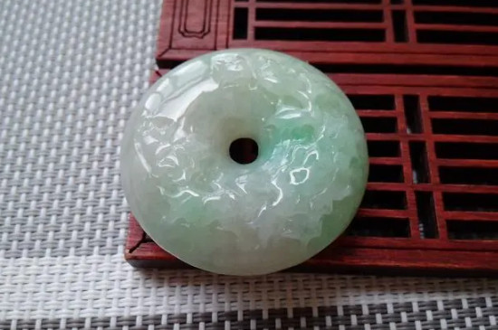平安扣翡翠怎么辨别真假-第3张-翡翠-玉仓库