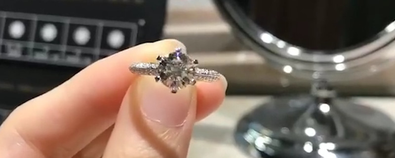 怎么辨别钻石真假