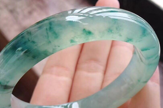 翡翠手镯种水有点干怎么办-第3张-翡翠-玉仓库
