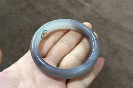 和田玉烟紫会越戴越紫吗-第3张-和田-玉仓库