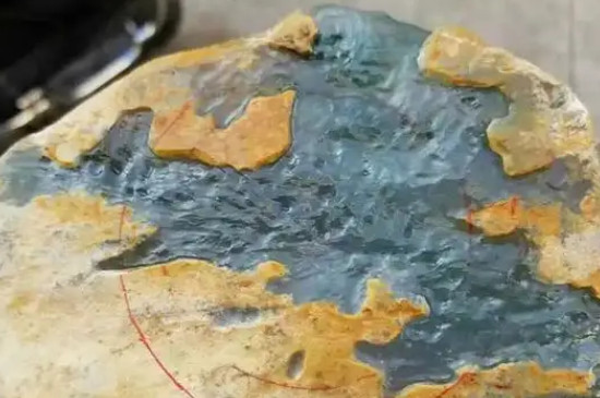 老坑翡翠原石特征-第2张-翡翠-玉仓库
