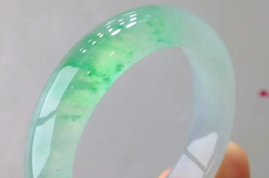 翡翠手镯三种镯型-第2张-翡翠-玉仓库