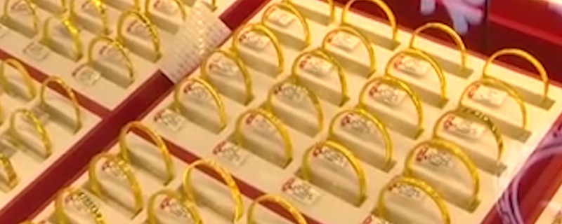 戴金手镯有什么好处