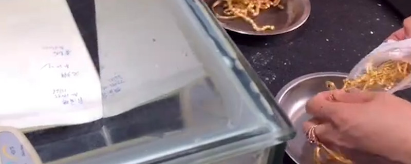 14k和18k哪个容易掉色