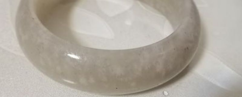 佘太翠紫玉会越养越紫吗