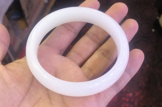 金丝白玉是什么玉值钱吗-第3张-贵金属-玉仓库