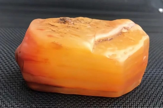 如何鉴别黄龙玉-第3张-黄龙玉-玉仓库