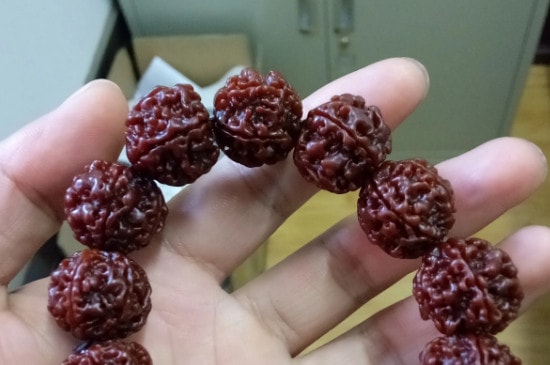 菩提手串怎么分辨真假-第3张-菩提文玩-玉仓库
