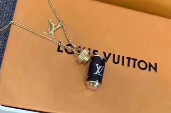 lv项链怎么辨别真假的***好方法-第3张-珠宝石-玉仓库
