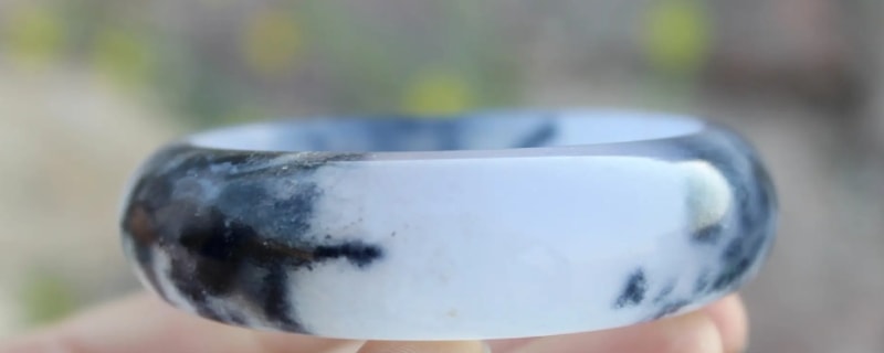 石英岩玉值钱吗