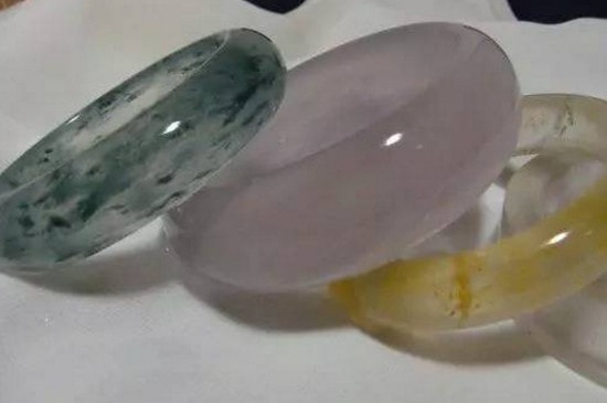 水沫玉手镯价格