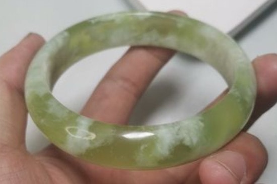 岫玉手镯哪种颜色值钱-第3张-岫岩玉-玉仓库