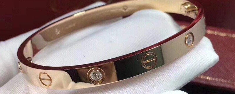 卡地亚戒指寓意