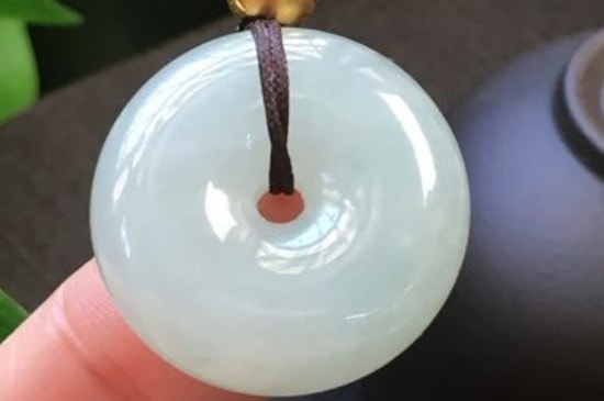 平安扣佩戴禁忌-第3张-珠宝石-玉仓库