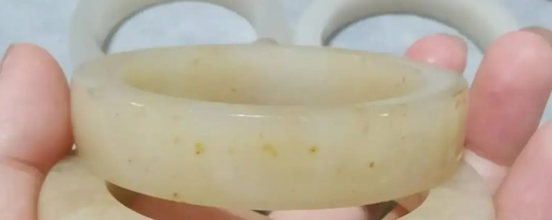 佘太翠手镯对身体有什么好处