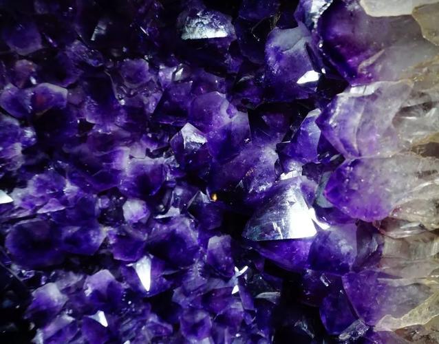 紫水晶的含义、功效与作用-第3张-紫水晶-玉仓库