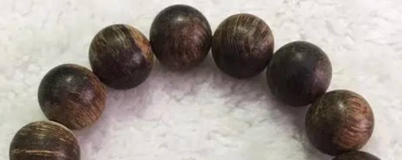沉香鉴别真伪方法