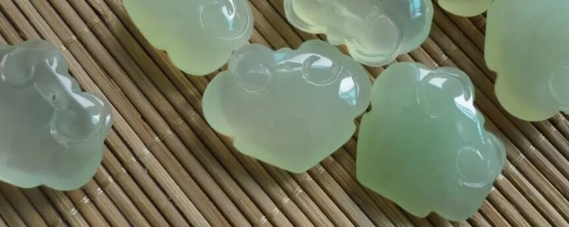 岫玉几十块钱手镯能戴吗